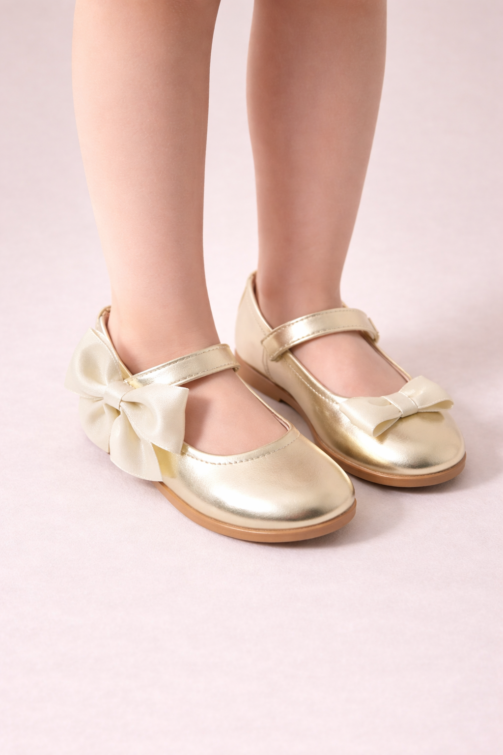 Girl Shoes B-200 Gold