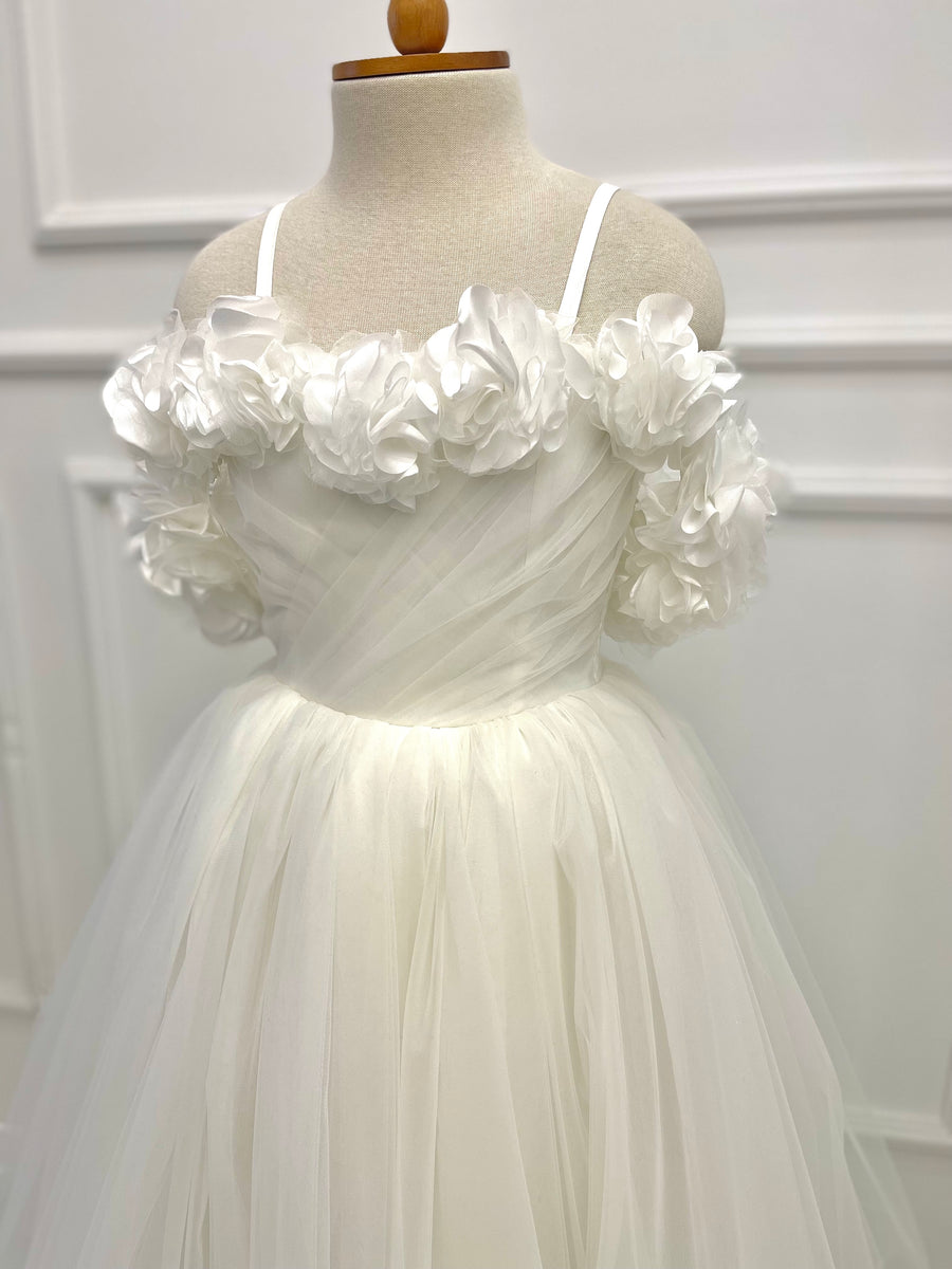 Luxury Cream Teenagers Dress 5492  |  فستان فخم للفتيات باللون الكريمي