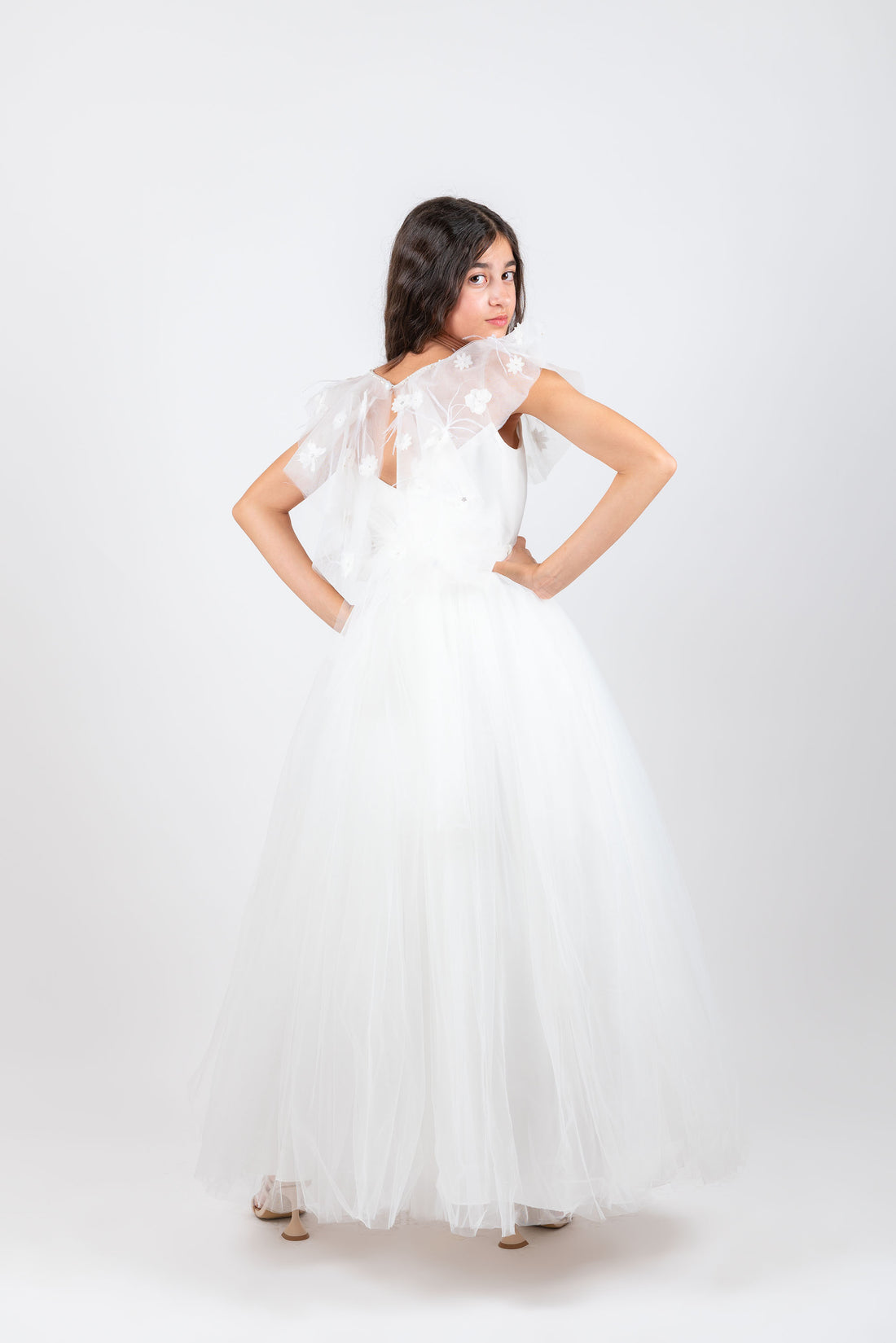 Lovely White Girl Dress 3806